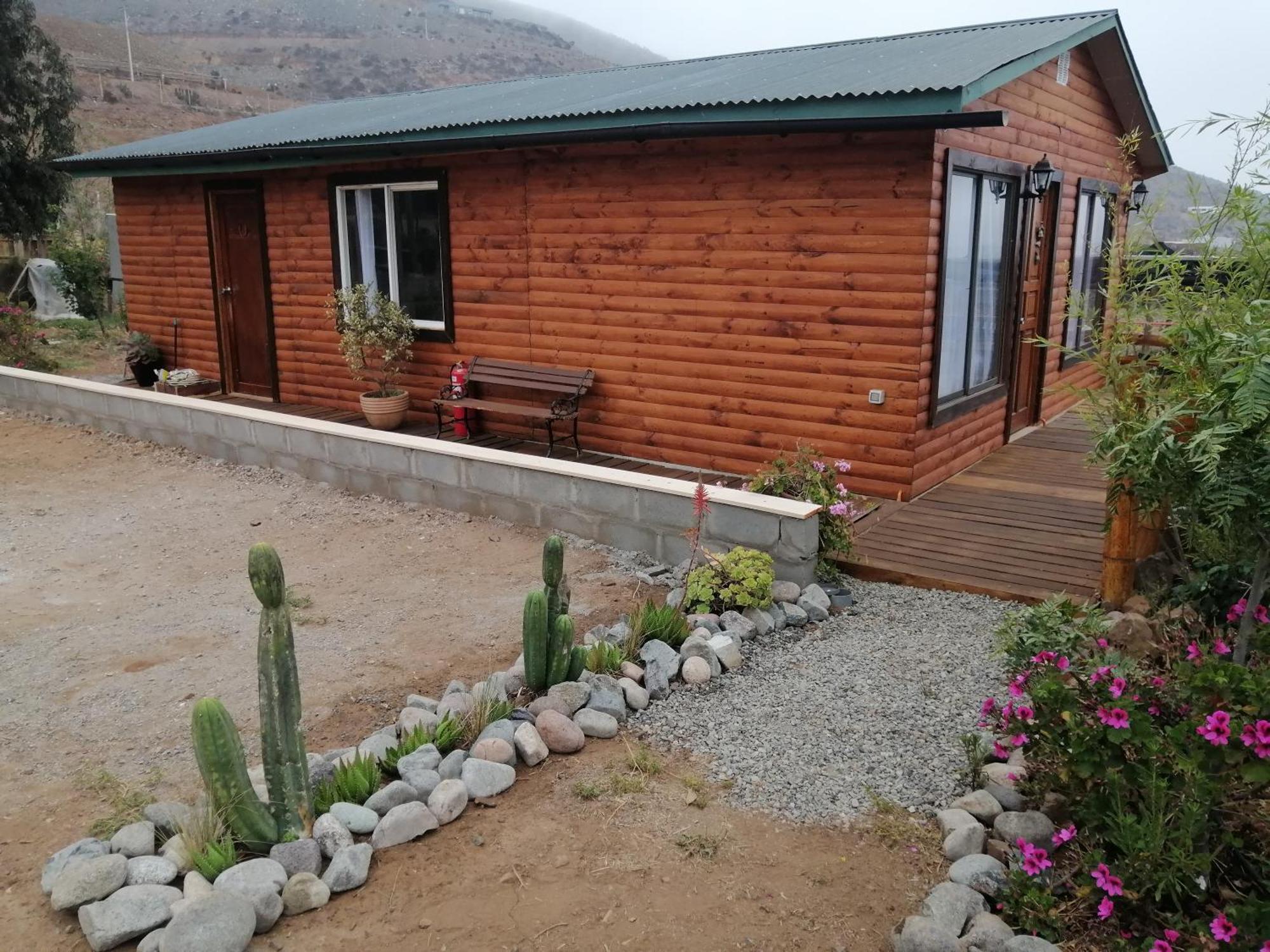 Casa De Campo Entre Cactus Y Colibries * La Serena